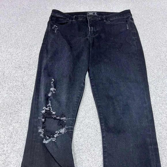 Abercrombie & Fitch Jeans Harper Low Rise Ankle Black Distressed Pockets Size 8 - Picture 6 of 11